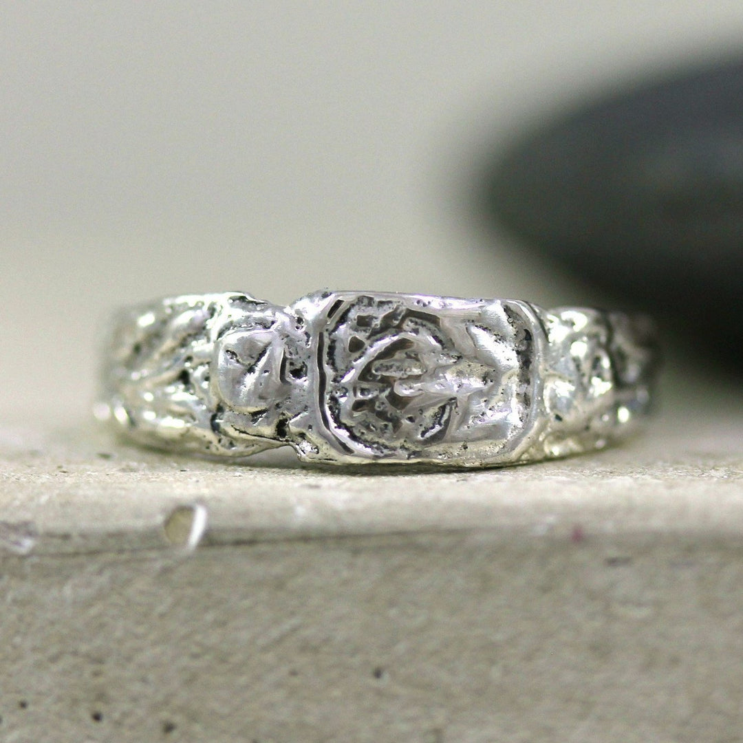 Dahlia's Ring